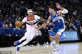 在社交媒体 在社交媒体