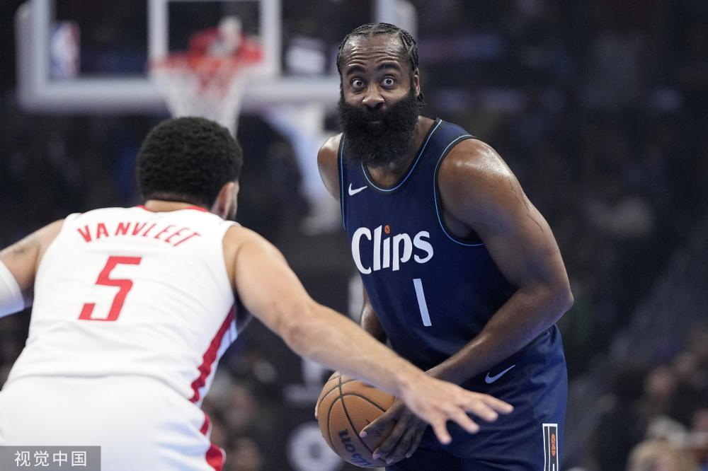 尼亚爆发并 尼亚爆发并