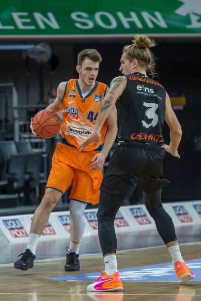 勇士队解雇 勇士队解雇