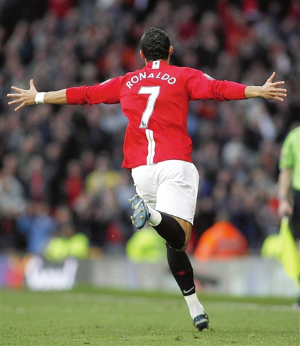 赛事中脱颖 赛事中脱颖